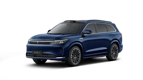 2025 Aito M7 Review - Specs, Performance, Interior & More - Expert car rating